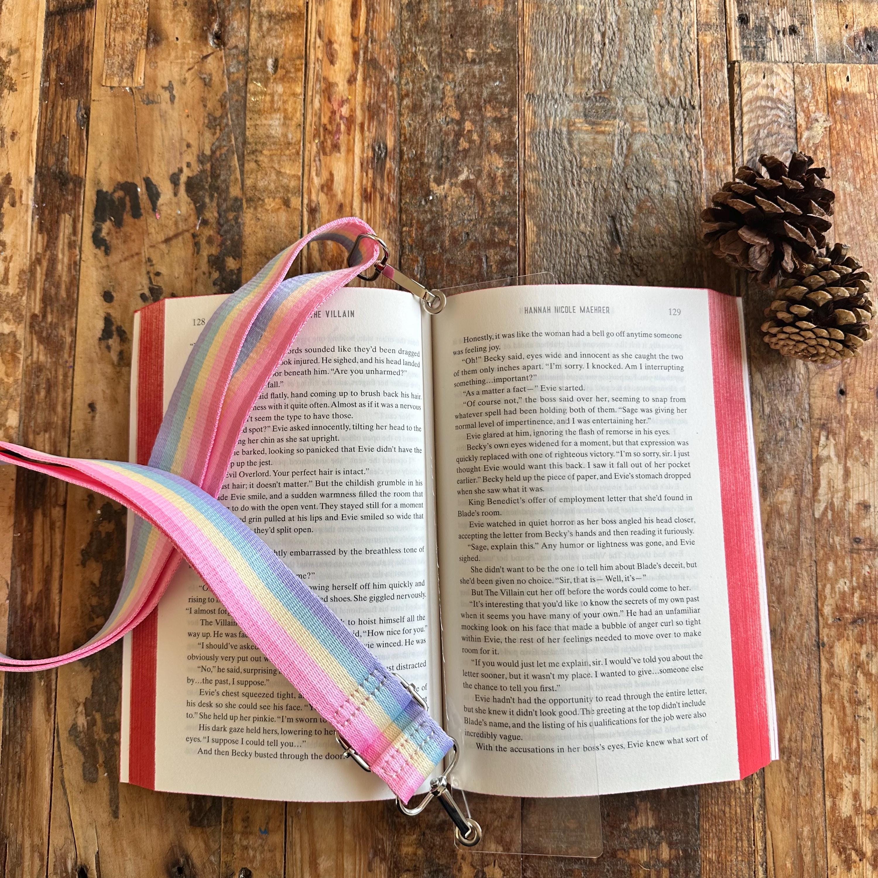 Gia - Bookmark Purse